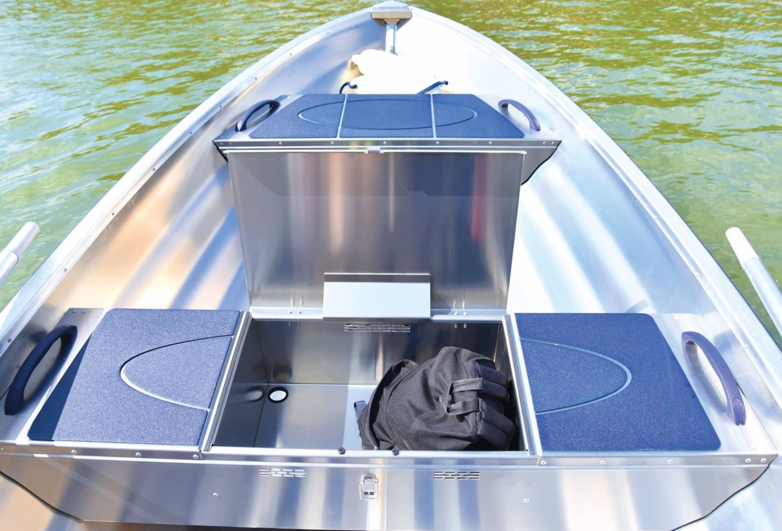 Test: LINDER FISHING 440 - Skipper Bootshandel